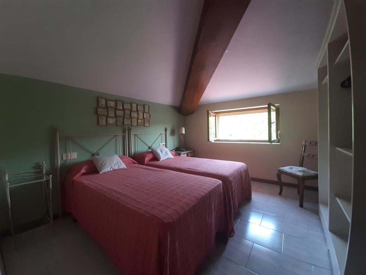 Villa Isabel 2 Llaves Arriondas Buitenkant foto