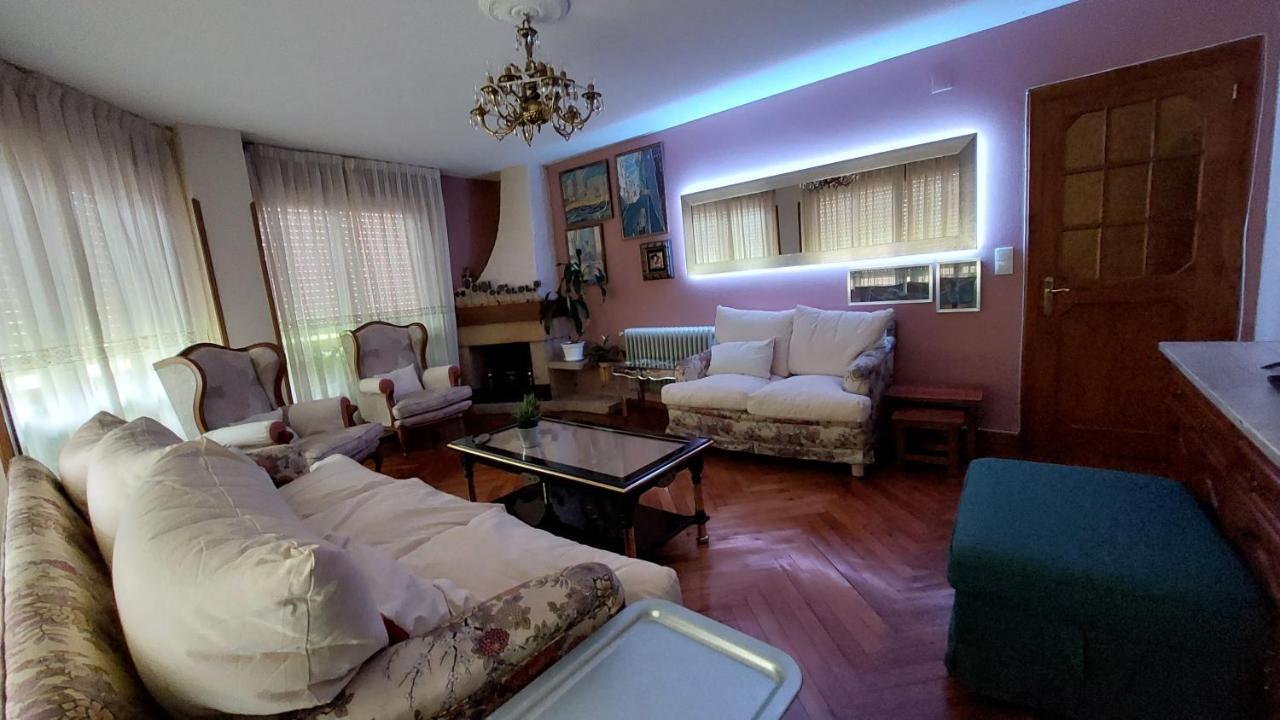 Villa Isabel 2 Llaves Arriondas Buitenkant foto